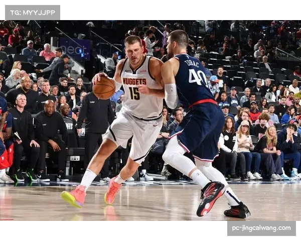 战术复盘：掘金队如何利用约基奇的高位策应破解无限换防